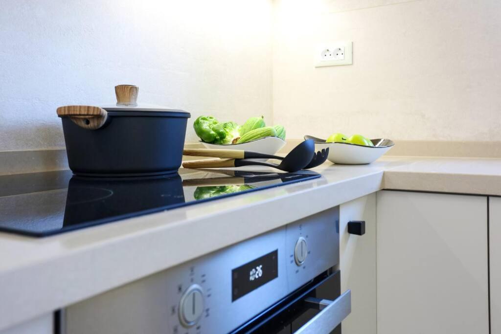 Villa Constantino With Heated Pool Kato Gouves エクステリア 写真