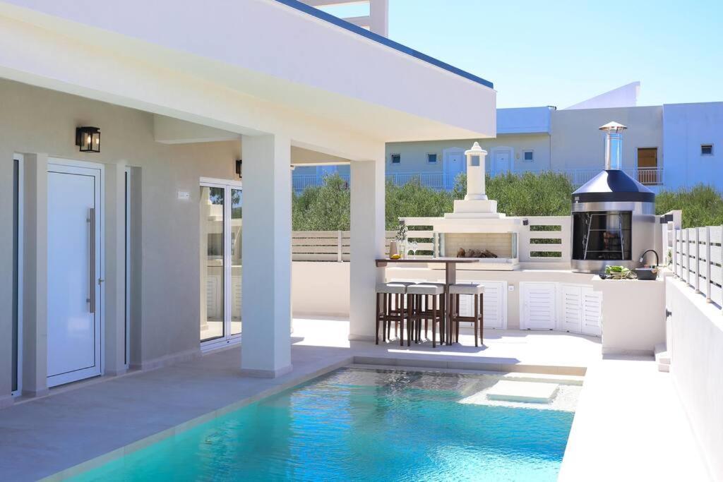 Villa Constantino With Heated Pool Kato Gouves エクステリア 写真